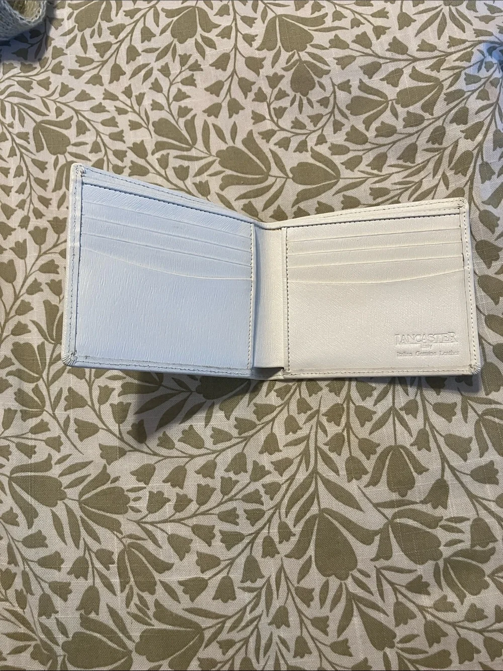 Lancaster sleek white